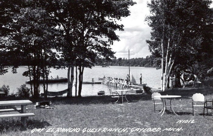 Sojourn Lakeside Resort (Gay El Rancho Ranch, El Rancho Stevens Ranch) - Vintage Postcard